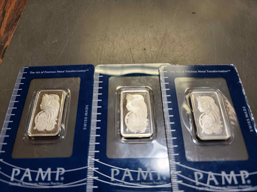 Gold Dealer «Belleair Coins, Gold, & Diamonds», reviews and photos, 1350 W Bay Dr, Largo, FL 33770, USA