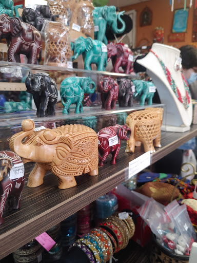 Gift Shop «Tibetan Himalayan Gift Shop», reviews and photos, 746 E Chatham St b, Cary, NC 27511, USA