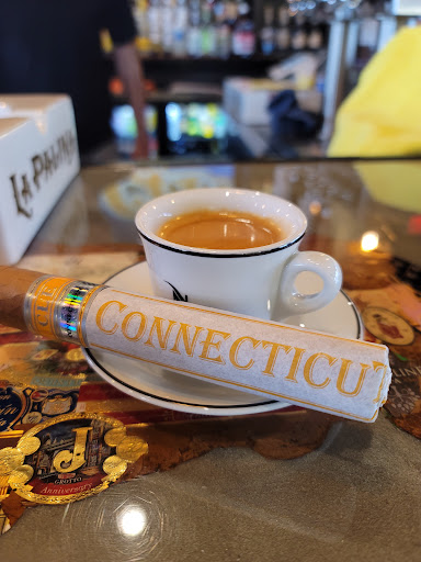 Cigar Shop «Cigar Room 2», reviews and photos, 378 Walnut St Ext, Agawam, MA 01001, USA