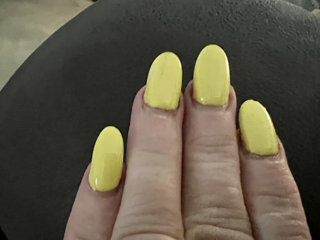 Q Nails 37604