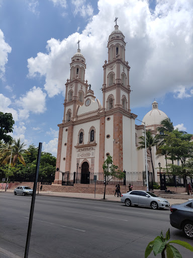 Catedral De San Miguel Arcangel