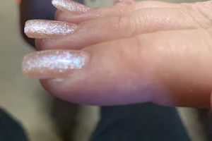 U & I Nails image