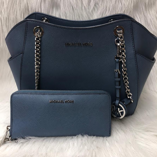 Used Clothing Store «Clothes Mentor», reviews and photos, 2701 N Mall Dr, Virginia Beach, VA 23452, USA