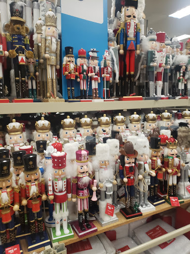 Home Goods Store «At Home», reviews and photos, 4700 Green Rd, Raleigh, NC 27604, USA