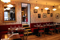Atmosphère du Restaurant La Bonne Entente à Pontoise - n°1