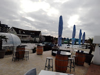 Atmosphère du Restaurant de fruits de mer Restaurant La Maison Bleue à Courseulles-sur-Mer - n°6