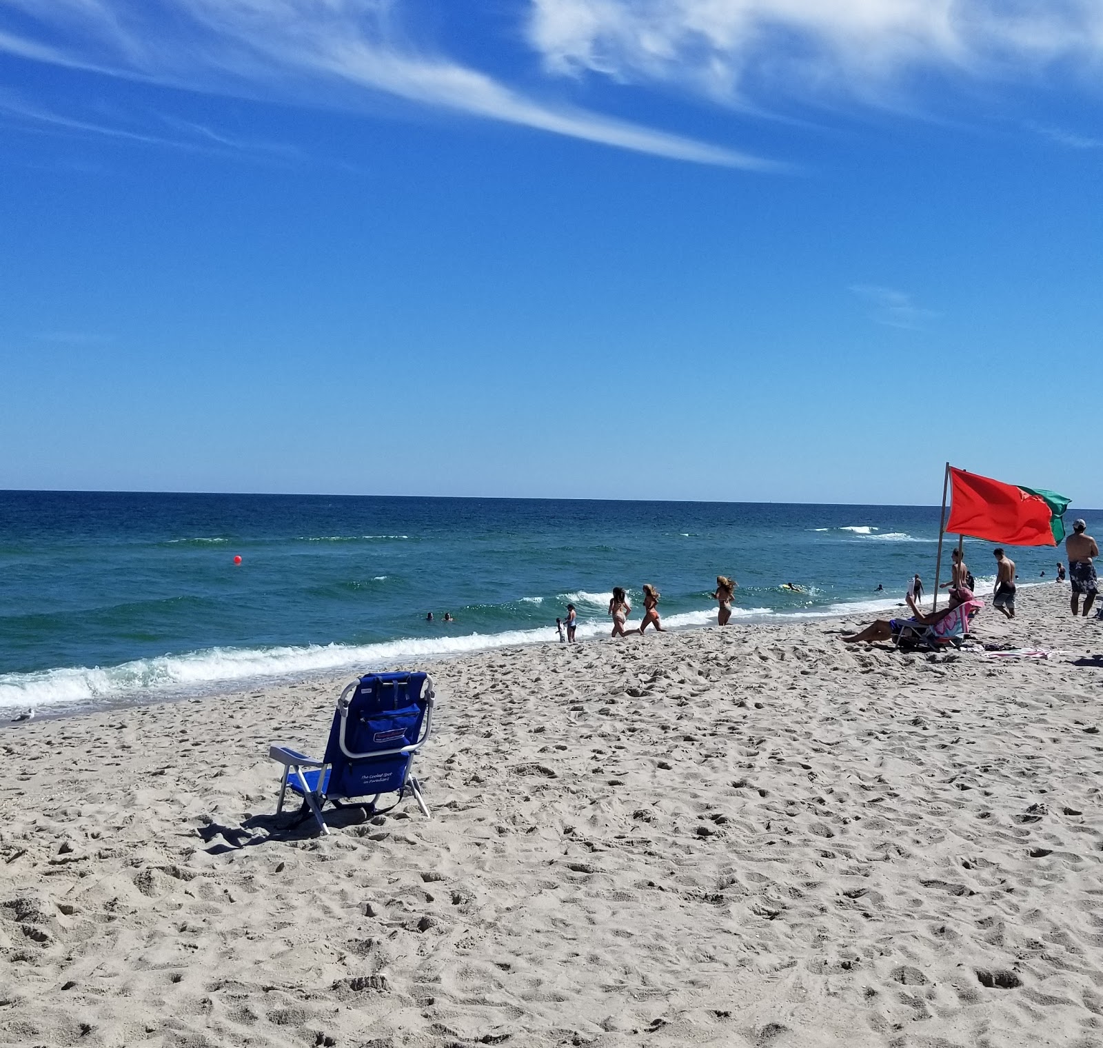 Brick Beach'in fotoğrafı - rahatlamayı sevenler arasında popüler bir yer