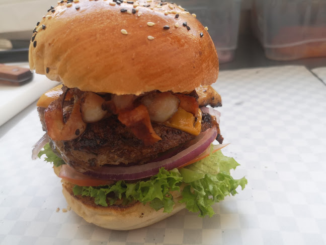 El Patio Burger and Chicken - Buin