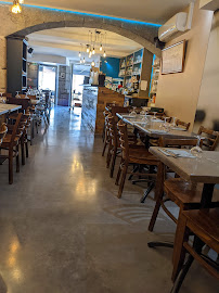 Atmosphère du Restaurant grec Restaurant Le Syrtos à Grenoble - n°12