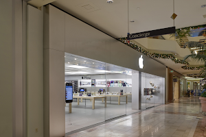 Apple South Coast Plaza image