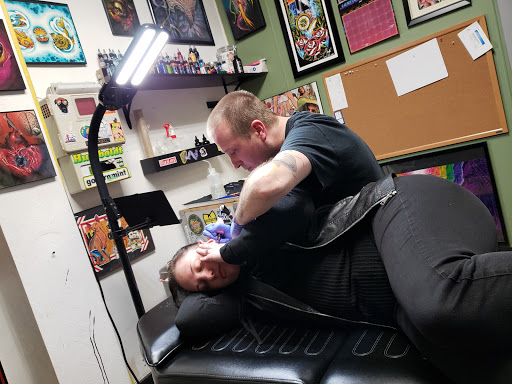 Tattoo Shop «Lady Luck Tattoo Studio», reviews and photos, 220 N Benton St, Woodstock, IL 60098, USA