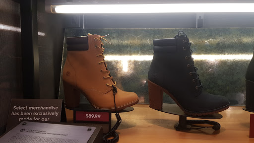 Shoe Store «Timberland Factory Store», reviews and photos, 651 Kapkowski Rd #2034, Elizabeth, NJ 07201, USA
