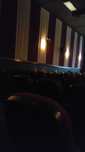 Movie Theater «St Cloud Twin Theatre», reviews and photos, 1110 10th St, St Cloud, FL 34769, USA