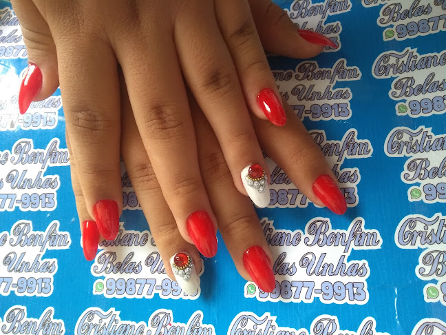 Cristiane Bonfim nail designer e podologia - Aracaju