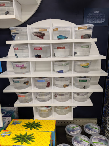 Pet Supply Store «Petco Animal Supplies», reviews and photos, 1215-1309 NJ-33 #1, Hamilton Township, NJ 08690, USA