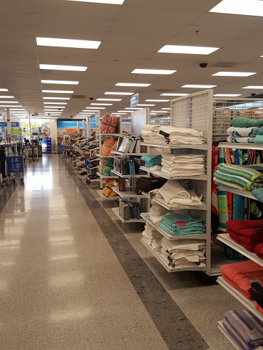 Clothing Store «Ross Dress for Less», reviews and photos, 9820 W Lower Buckeye Rd, Tolleson, AZ 85353, USA