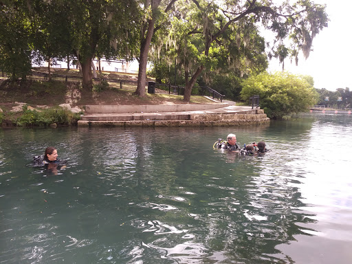 Canyon Lake Divers, 1482 FM2673, Canyon Lake, TX 78133, USA, 