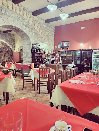 Trattoria La Roccia in Montesano sulla Marcellana, Provincia di Salerno