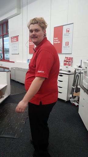 Office Supply Store «Staples», reviews and photos, 163 Highland Ave, Needham, MA 02494, USA