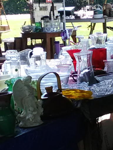 Flea Market «Olde Tyme Flea Market», reviews and photos, 5400 State Rd 46, Nashville, IN 47448, USA