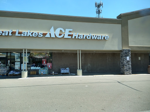 Shopping Mall «Redford Oaks Shopping Center», reviews and photos, 25463 Grand River Ave, Redford Charter Twp, MI 48240, USA