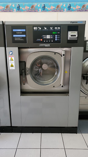 Laundromat «Superior Laundry», reviews and photos, 13919 Amar Rd, La Puente, CA 91746, USA