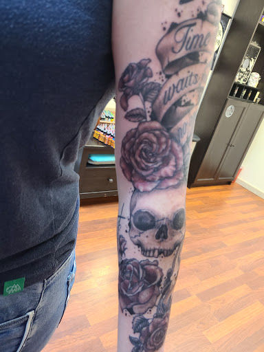 Explore tattoo ideas that represent family, creative tattoo ideas in Saint Helens, available at Real Eye Zing Art