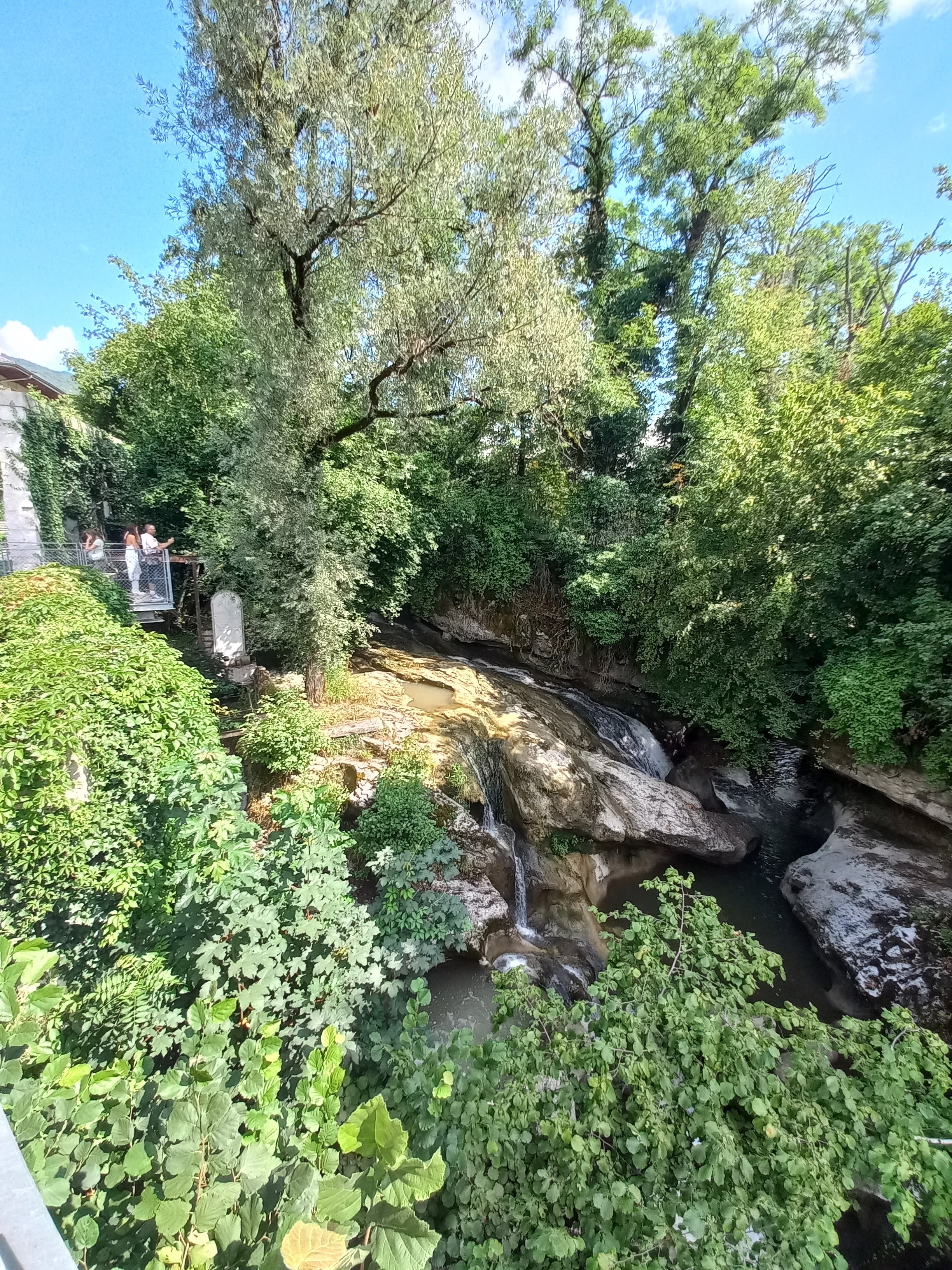 Photo n° 6 de l'avis de mél.2 fait le 31/07/2023 à 19:15