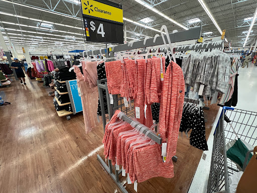 Department Store «Walmart Supercenter», reviews and photos, 731 E Rochambeau Dr, Williamsburg, VA 23188, USA