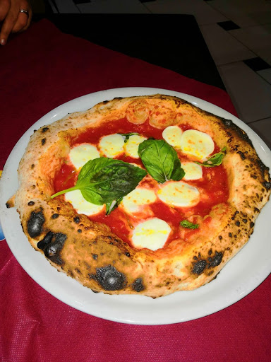 Ciao Napoli - Street Food - Friggitoria - Pizza Napoletana - Pizza centru Bucuresti - pizza fritta