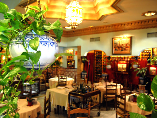 Restaurante La Giralda - Tu Rincón de Andalucía en Madrid - en Madrid