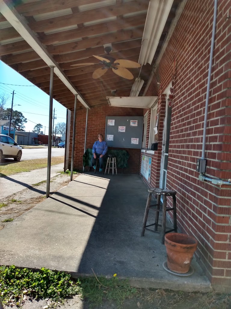 Edna’s Kitchen 29536