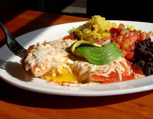 Hugos Restaurant image