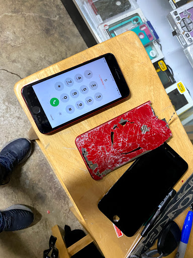 Cell Phone Store «Phone Geek Cellular Repair», reviews and photos, 6125 S Sheridan Rd, Tulsa, OK 74133, USA