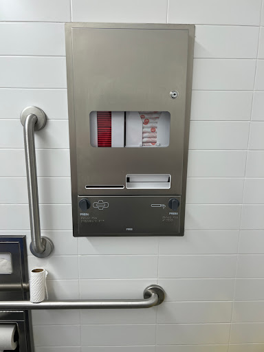 Computer Store «Apple Reston», reviews and photos, 11949 Market St, Reston, VA 20190, USA