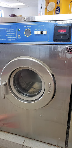 Laundromat «Wizhy Washy Laundry», reviews and photos, 135-11 Hillside Avenue, Richmond Hill, NY 11418, USA