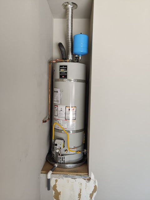 iQ Plumbing & Water Heaters