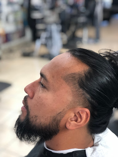 Barber Shop «EDGE Barber Shop», reviews and photos, 2022 NY-284 #2, Slate Hill, NY 10973, USA