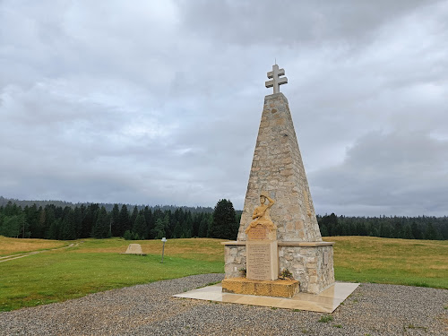 Monument du Maquis à Échallon