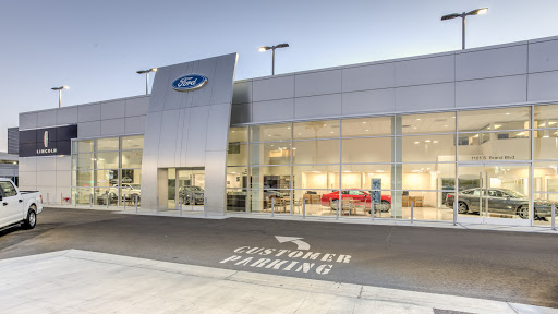 Car Dealer «Star Ford Lincoln», reviews and photos, 1101 S Brand Blvd, Glendale, CA 91204, USA