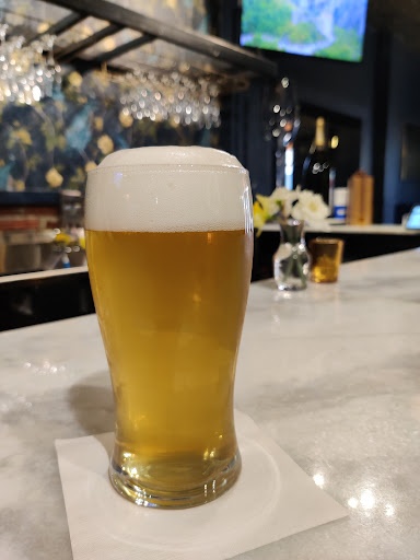 Wine Bar «The Carriage Wine and Market», reviews and photos, 121 E Mobile St, Florence, AL 35630, USA