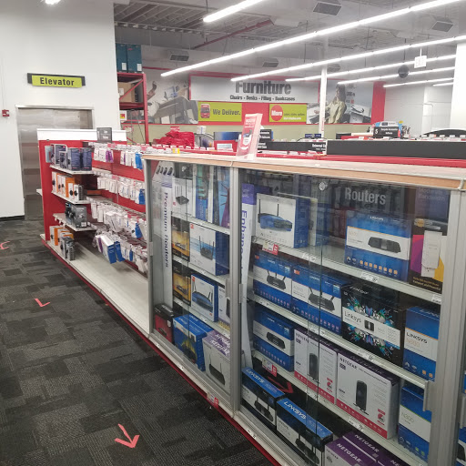 Office Supply Store «Staples», reviews and photos, 9319 5th Ave, Brooklyn, NY 11209, USA