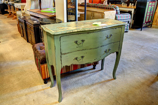 Consignment Shop «Home Consignment Center - Marin/Corte Madera», reviews and photos, 801 Tamalpais Dr, Corte Madera, CA 94925, USA