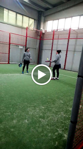 HAMBRE de PADEL Indoor en Mallabia, Vizcaya