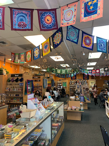 Book Store «Vision Quest Psychic Bookstore», reviews and photos, 3114 E Indian School Rd, Phoenix, AZ 85016, USA