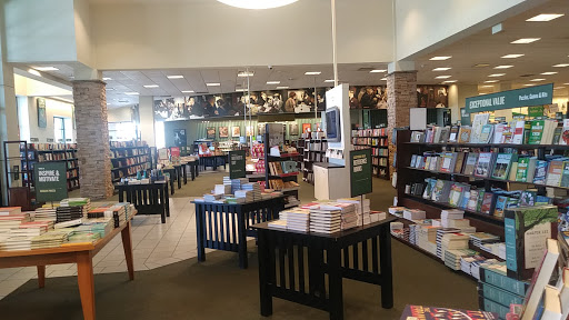 Book Store «Barnes & Noble», reviews and photos, 3111 W Chandler Blvd, Chandler, AZ 85226, USA