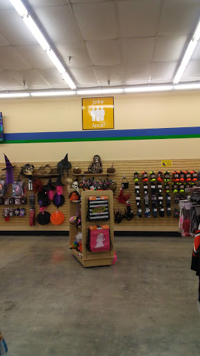 Thrift Store «Goodwill Retail Store & Donation Center», reviews and photos