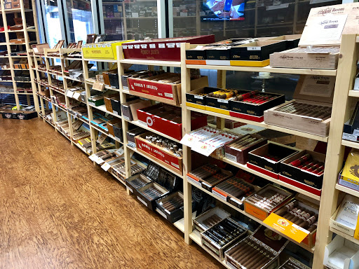 Tobacco Shop «The Tobacco Pouch», reviews and photos, 5976 S Yale Ave, Tulsa, OK 74135, USA