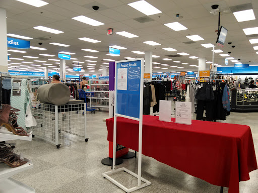 Clothing Store «Ross Dress for Less», reviews and photos, 1237 E Golf Rd, Schaumburg, IL 60173, USA