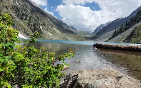 Kundol Lake image